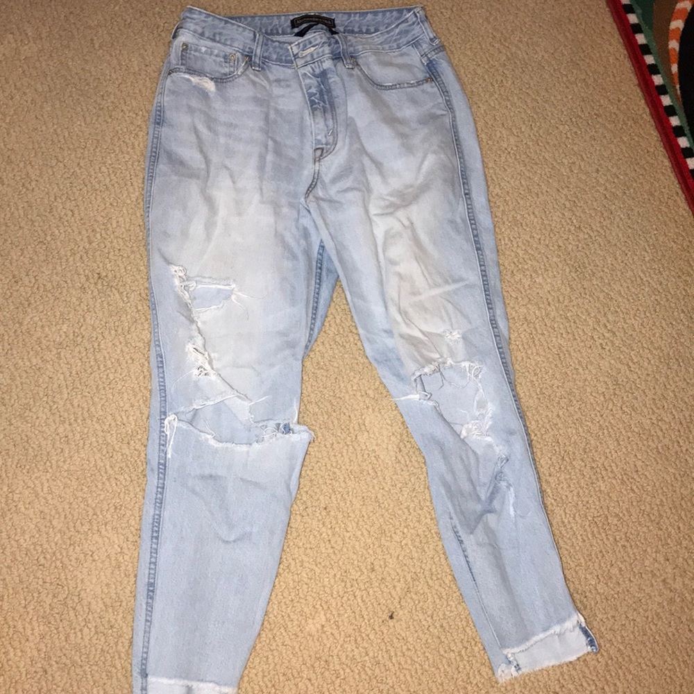 Abercrombie and Fitch ripped mom jeans